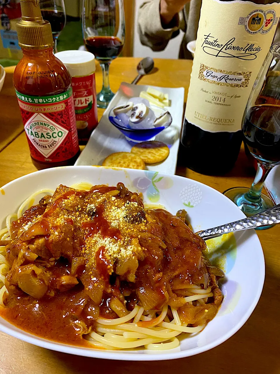 手羽元のトマトソース煮込み（スパゲッティ）|パッタイさん