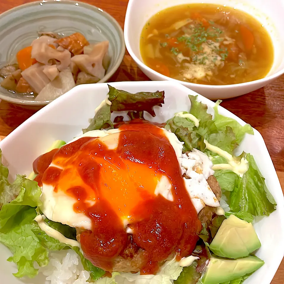 ロコモコ丼　煮物　カレースープ|とゆあさん