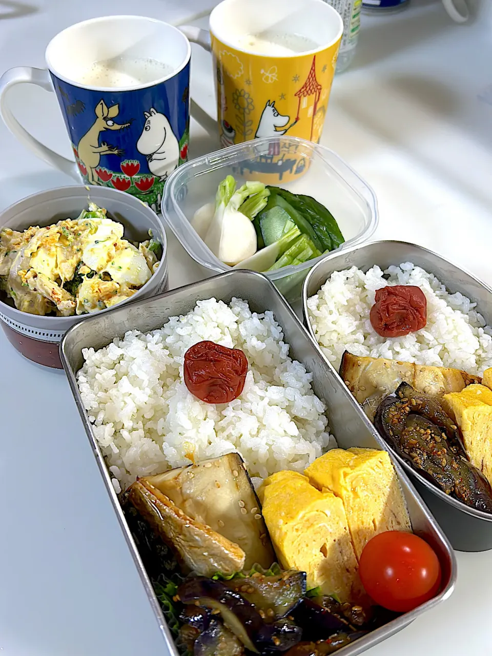 鯖の塩焼き　だし巻き玉子　茄子の甘辛　塩麹ささみとブロッコリー玉子マスタードサラダ　自家製糠漬け　出来たて豆乳(朝食用)|まゆさん