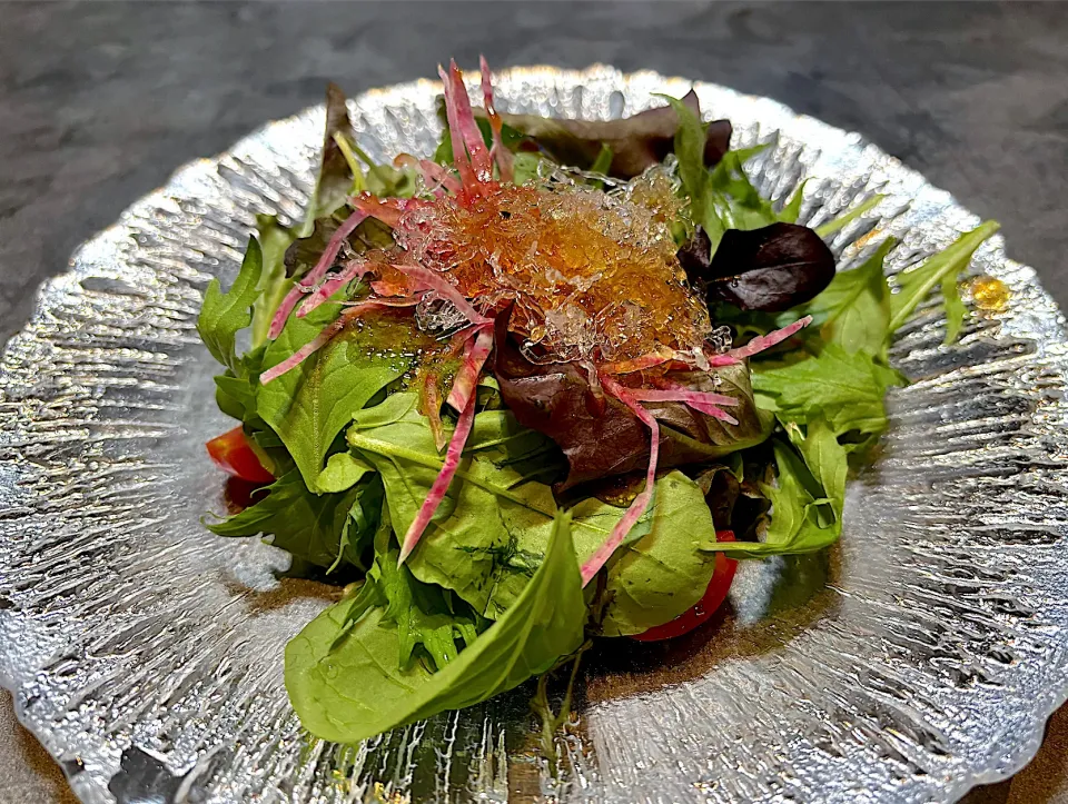 ②11月19日・［鉄板焼き🍖］・ベビーリーフのサラダ🥗✨|山勝さん