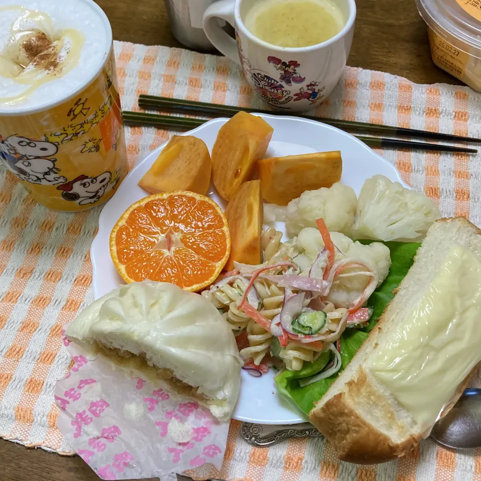 チーズトーストと肉まん|みんみんさん