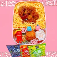 焼き鳥丼お弁当🍱|miyurumoさん