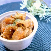 牛もつと大根の糀みそ煮 ·͜·♡|fumiさん