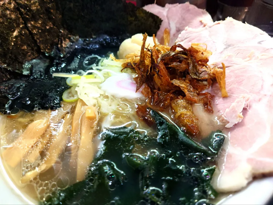 【毎週木曜日は助っ人営業Day】
【食べログ ラーメン TOKYO 
百名店 2021~2024 選出】 
一条流がんこラーメン総本家 
分家 四谷荒木町
真鱈の潮ラーメン
 (1順目ver、1,400円) 
―麺少なめ (通常200g)
＋のり4枚 (がんこ/覆麺智/花木
共通メンバーカード提示で無料)
@四谷三丁目4分 
(JR新宿駅から徒歩25分)
25311
〈醤152塩49噌󠄀23タ10昆9出15
F17冷27混4つ3焼1ポ1〉
|大脇さん