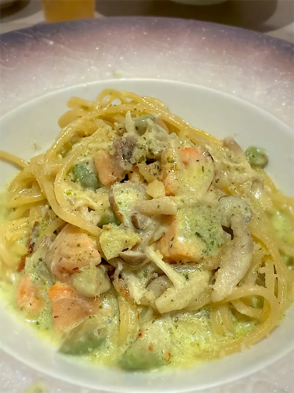 アボカドとサーモンのクリームパスタ|Nobuko  Kawanishiさん