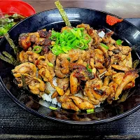 かしわバター丼　かしわの武内