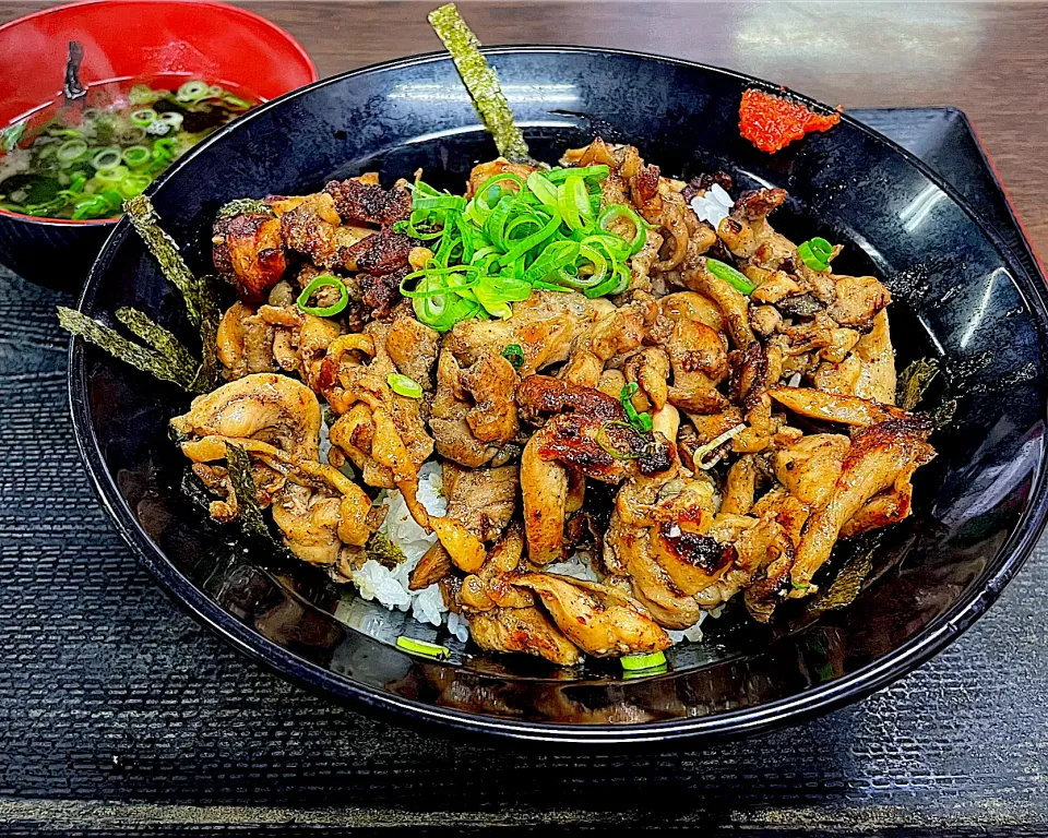 かしわバター丼　かしわの武内|かおるさん