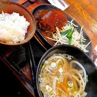 武州うどんあかねandみどりダイニングのうどん屋さんのハンバーグセット＠大宮| Yasuhiro Koikeさん