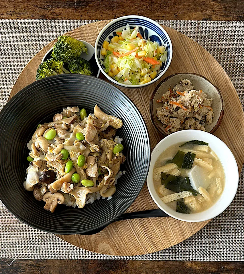 丼ぶりランチ|ともえ☆さん