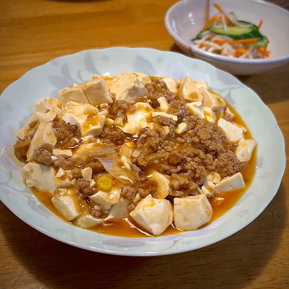 麻婆豆腐と、ミックス野菜の甘酢漬け|もえさん