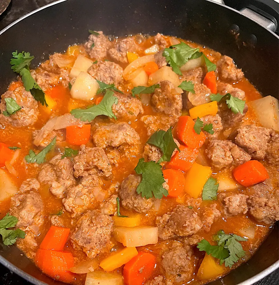 Meatball Wagyu Afritada -filipino stew cooked in tomato sauce|🌺IAnneさん