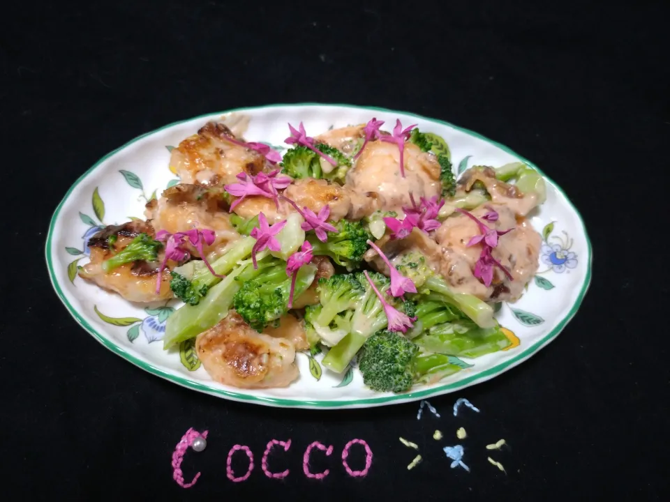 エビブロッコリーマヨに花が咲いた✨|cocco+さん