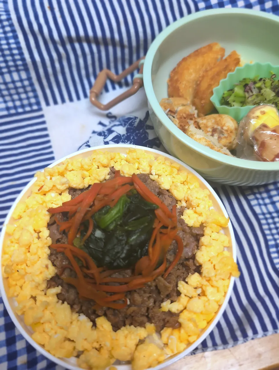 まんまるそぼろ弁当|ハリネズミさん