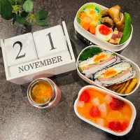 おにぎらず弁当。ゼリーはマンゴーソーダ味♪|MUY_Beeeeさん