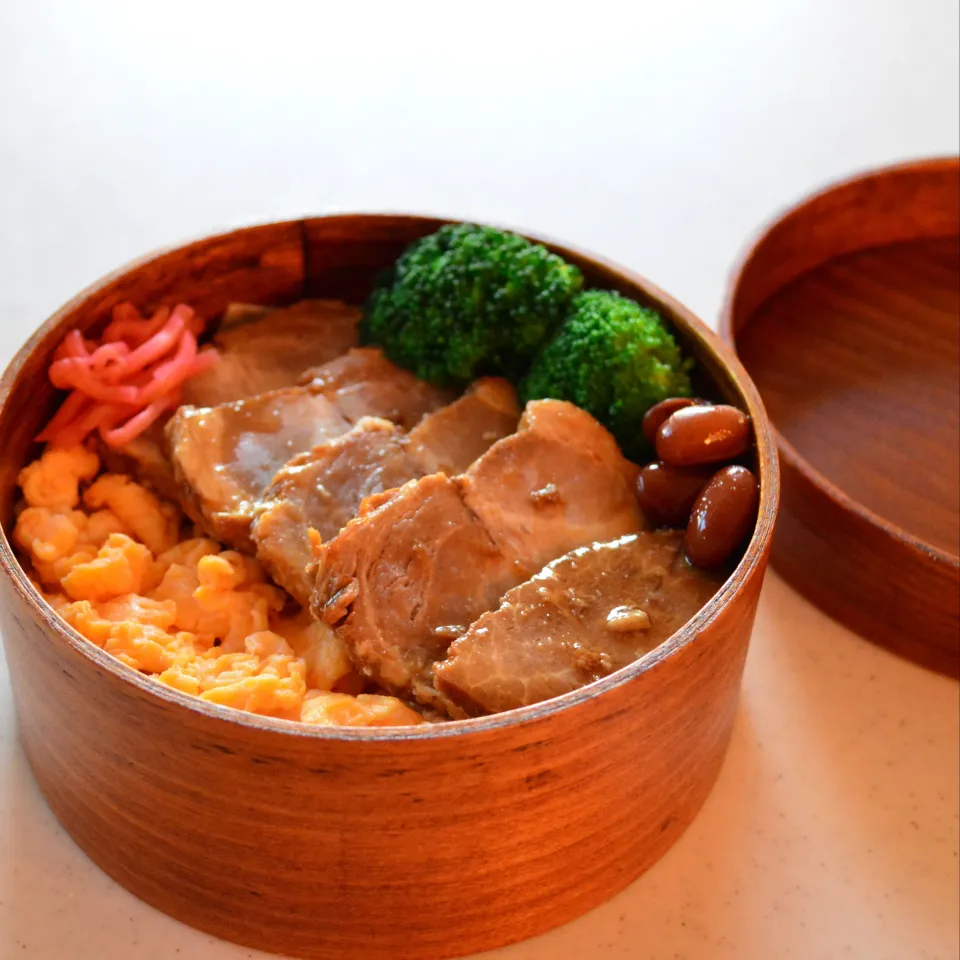 2025.11.21  チャーシュー弁当🍱|na---n2846さん