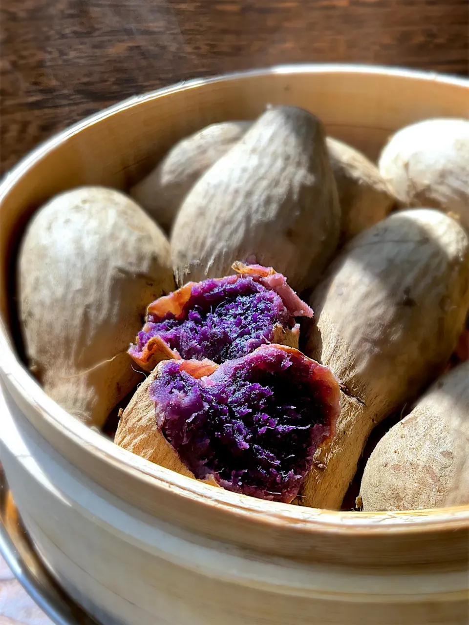 蒸篭で蒸かし芋🍠紫芋|9421beruさん
