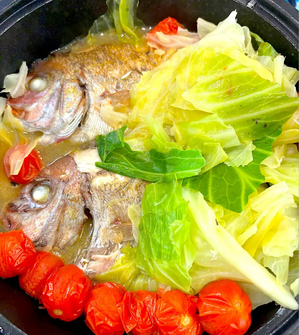 ちだいとキャベツのアクアパッツァ|ゆっちこさん