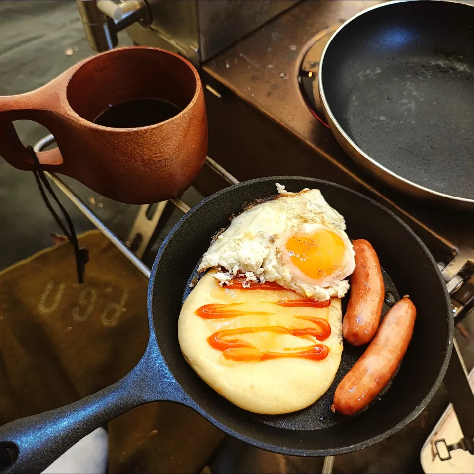 キャンプの朝ご飯|マニョモさん