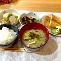 #アジフライ #里芋そぼろ煮 #ナスとピーマンの味噌炒め #茄子白菜大根のお味噌汁|しょうママさん