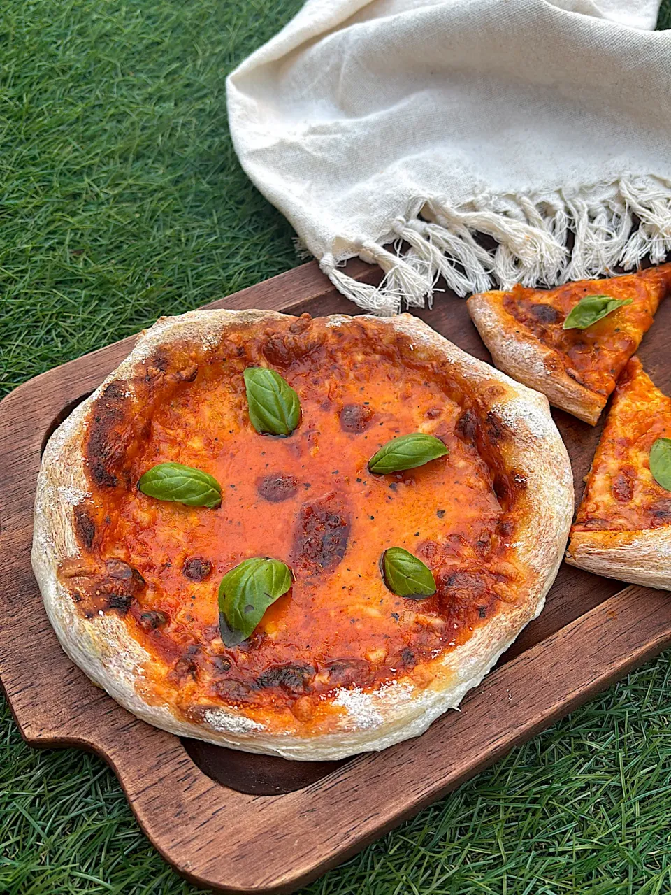 バケット生地のピザ🍕|みゆぞうさん