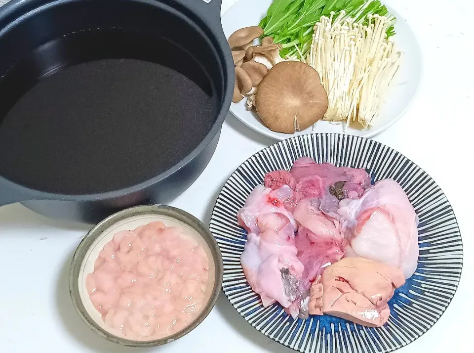 【鮟鱇、白子、旬の野菜を楽しもう！🎯】汁も主役級！冬の贅沢！痛風鍋🤤|Falco*さん