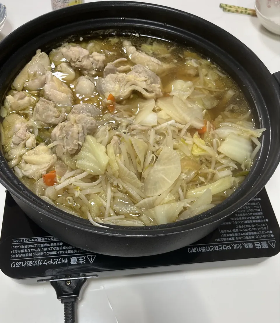 晩御飯☆鶏多め寄せ鍋。|Saharaさん