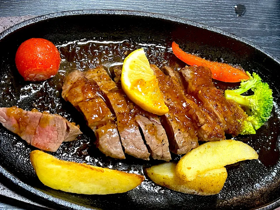 シャトーブリアン𓌉𓇋 ‎🥩|🌼𝑨𝐦𝐢🌼さん