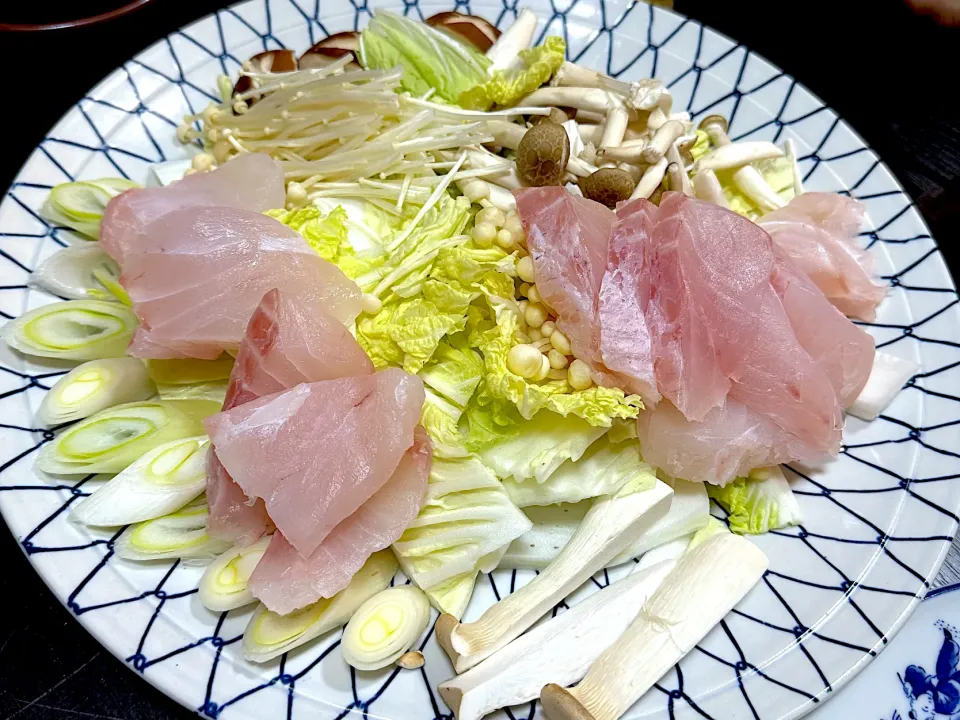 クエ鍋🍲|🌼𝑨𝐦𝐢🌼さん