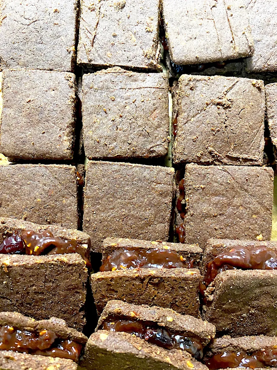 ブラッククッキーベリーチョコサンド|ミキさん