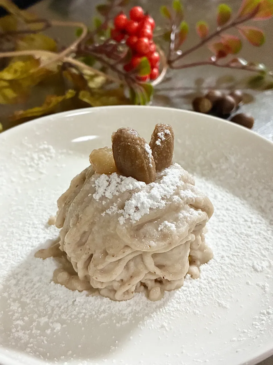 どんぐりのモンブラン|あやめもちもちさん