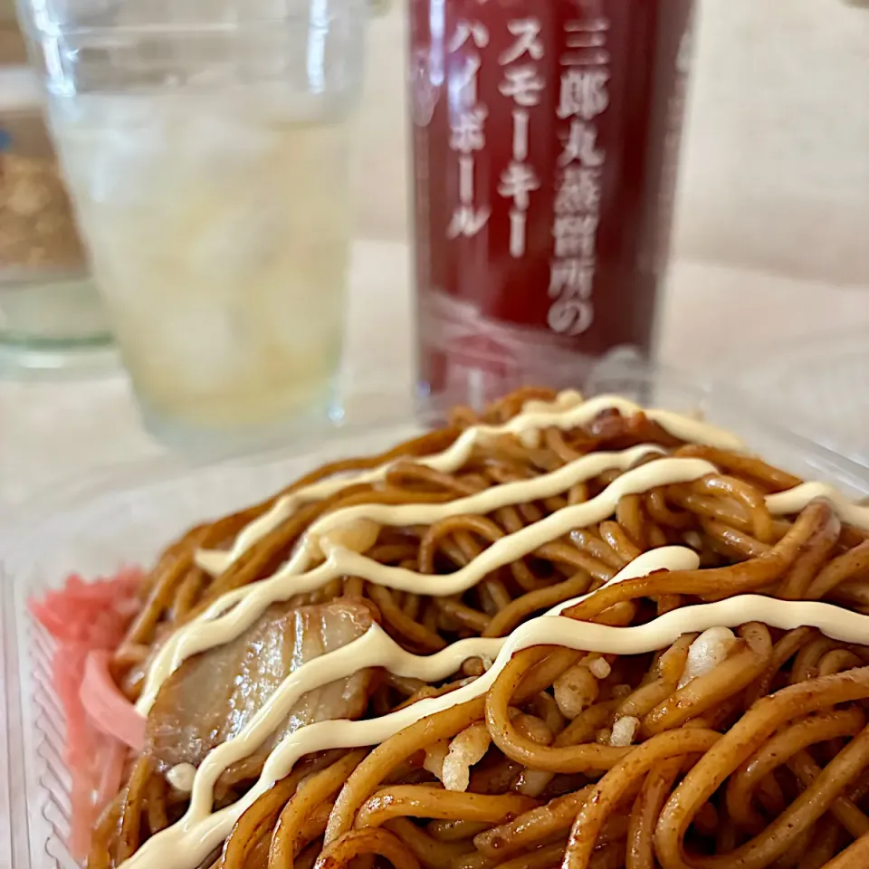 ソース焼そばでハイボール|mor.ramenさん