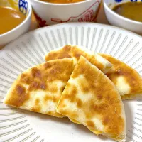 無印のカレーとチーズナン|あああさん