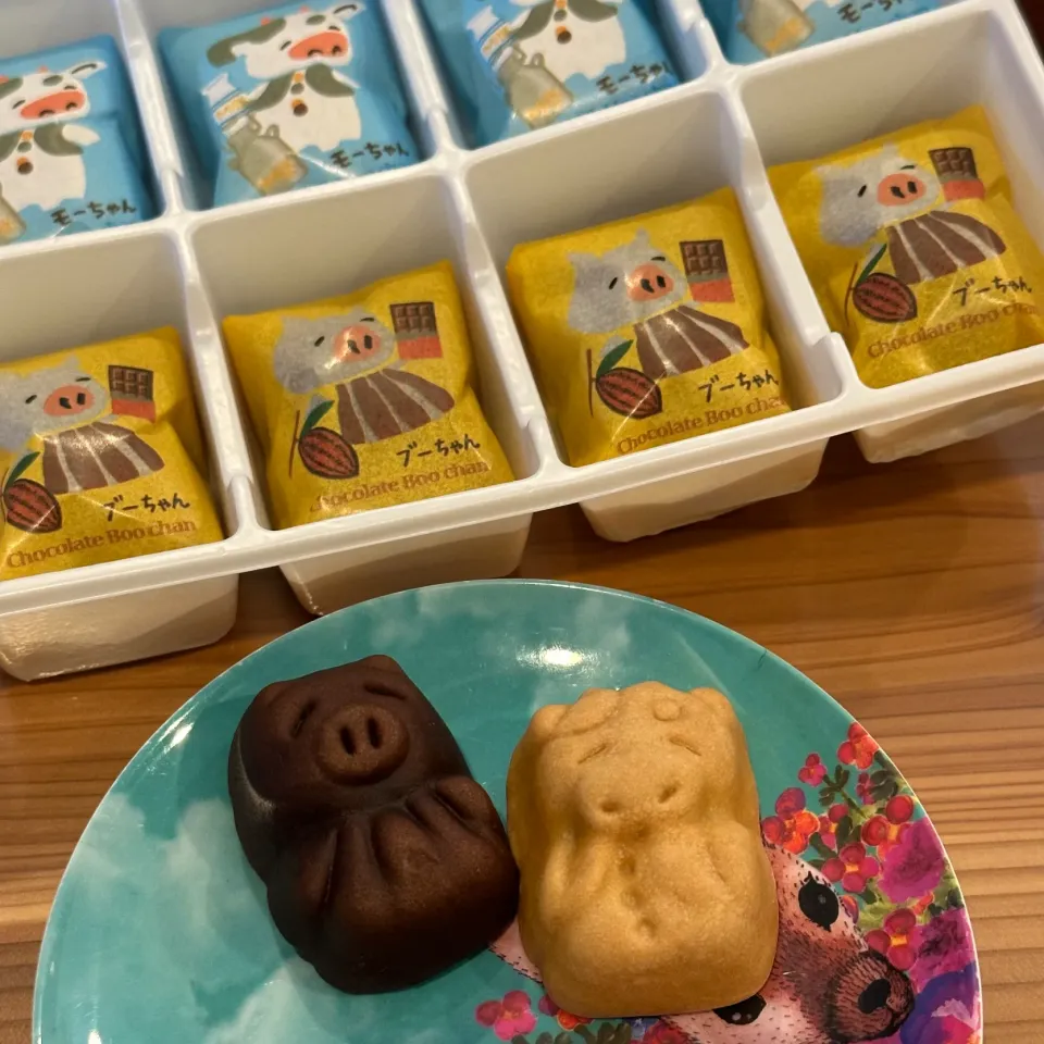 万世のお饅頭モーちゃんとブーちゃん|愛さん