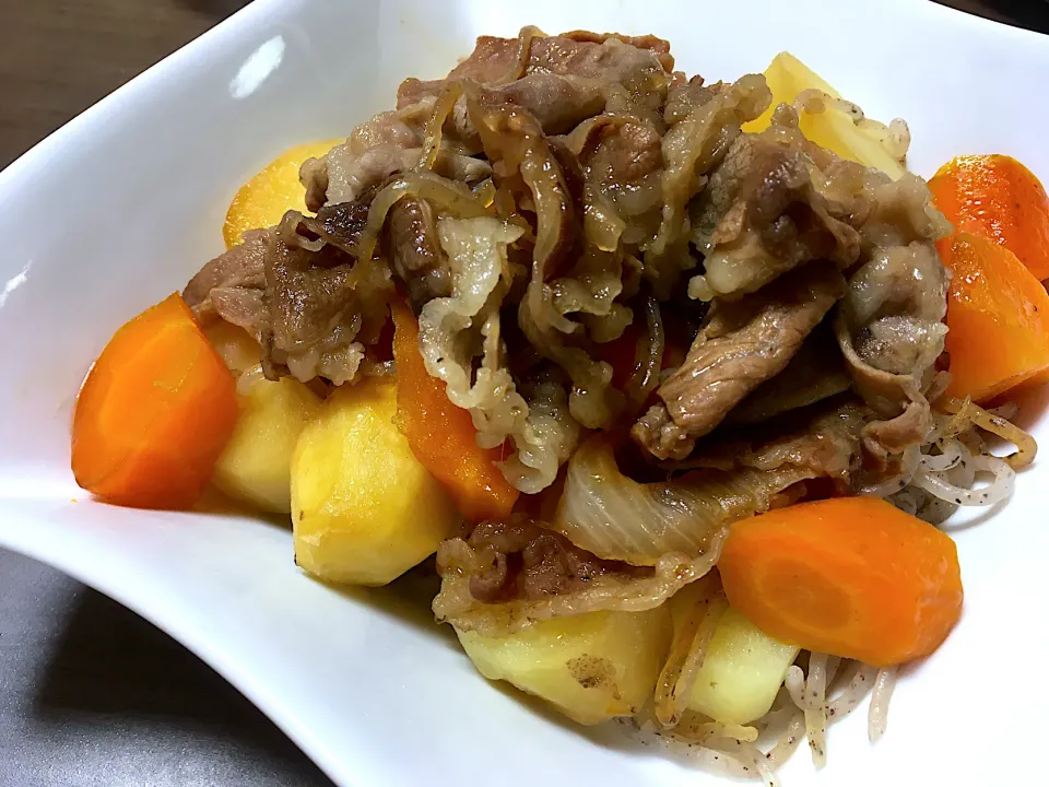 肉じゃがです🥓|うしですさん