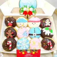 Christmas donuts|Veronica Mamajonさん