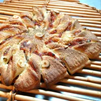 サルサソースとガーリックのピザ|ne-neさん