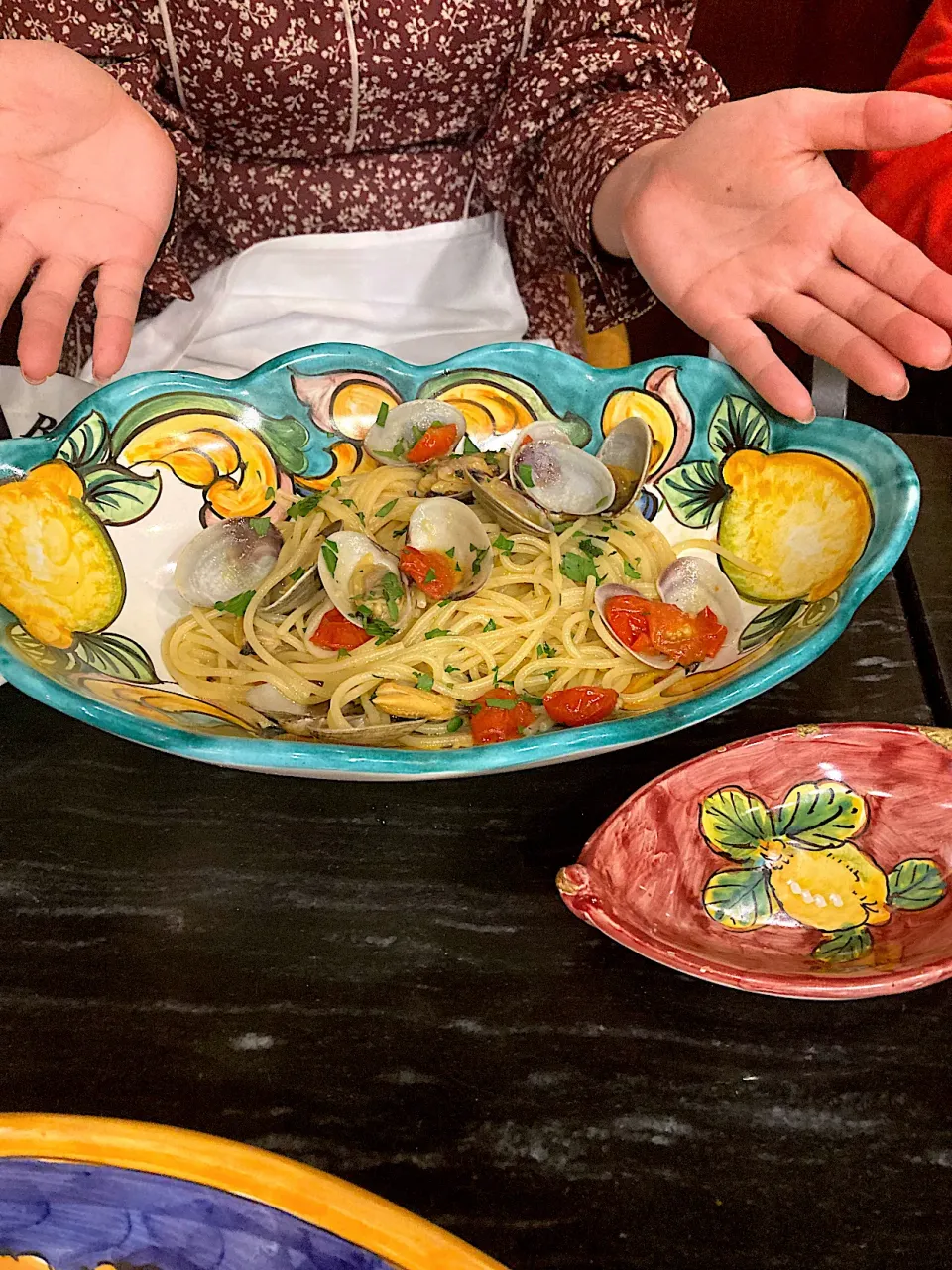 娘のリングィニ・ボンゴレビアンコ（実況中継中）|なびさん