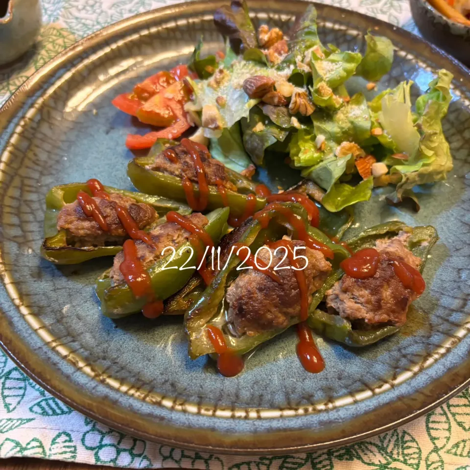 肉詰めピーマン🫑|友さん