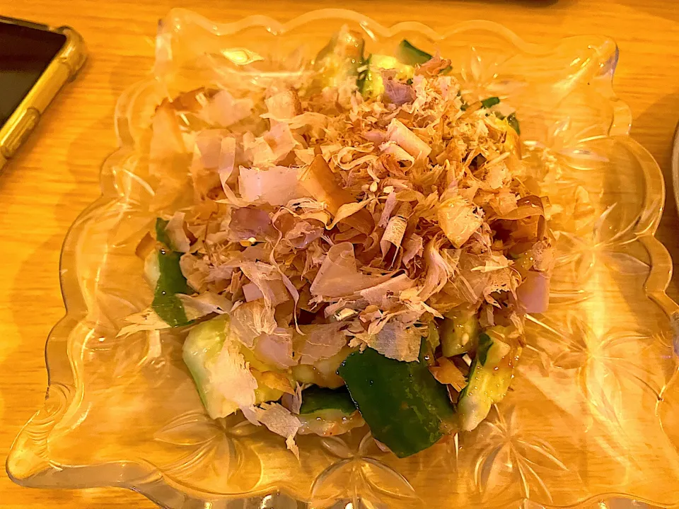 タタキきゅうり梅肉和え|しのぶさん