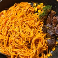 ナポリタンとステーキ福産物(残り物には福があるという意味で名付けたw😋)|LILANKAさん