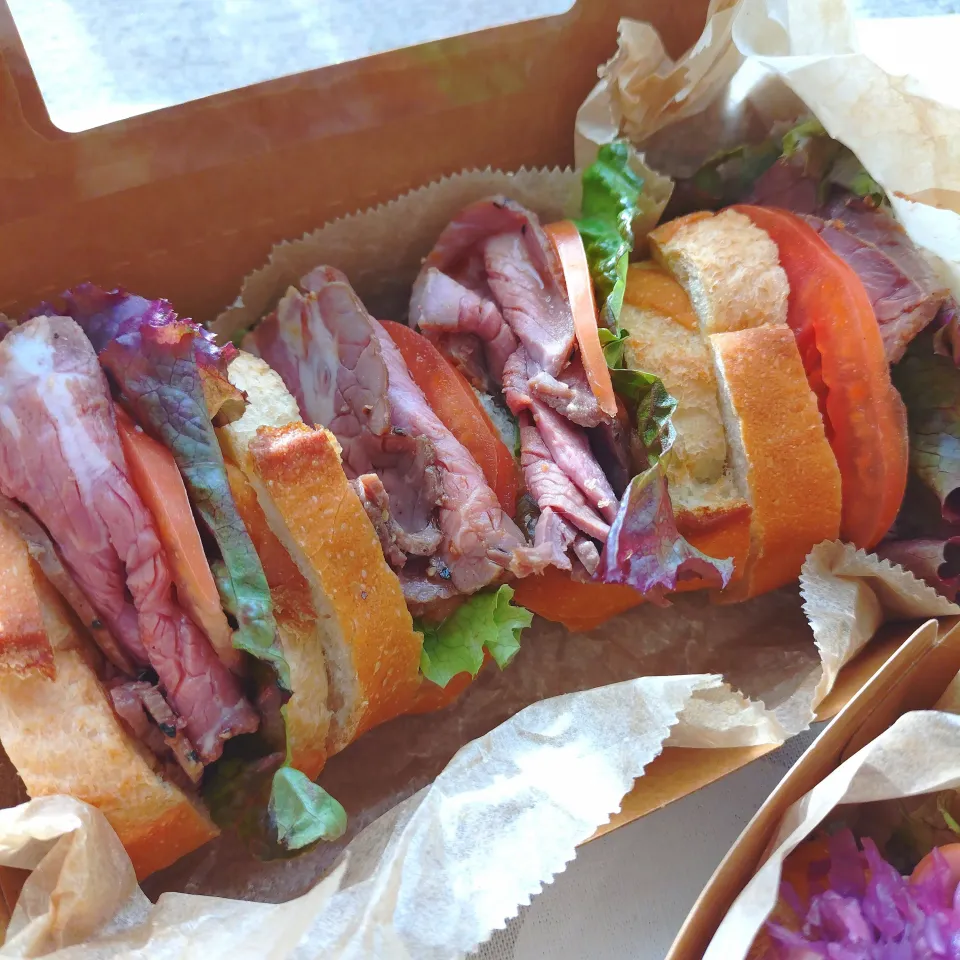 ローストビーフのサンドイッチ|あゆみ│ハレシピさん