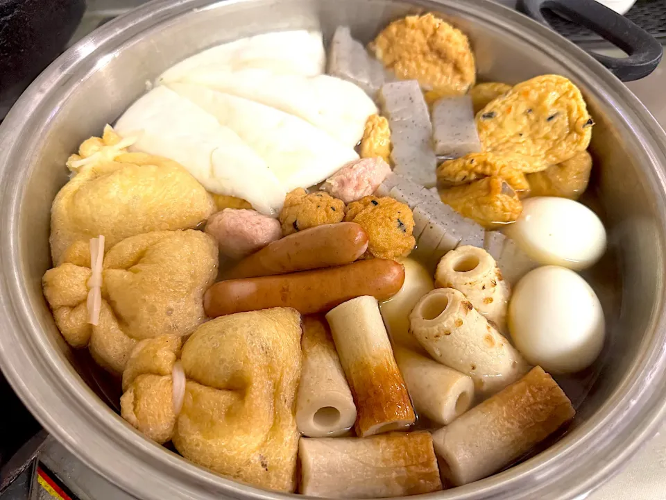 出汁がしみしみおでん🍢|mettiさん