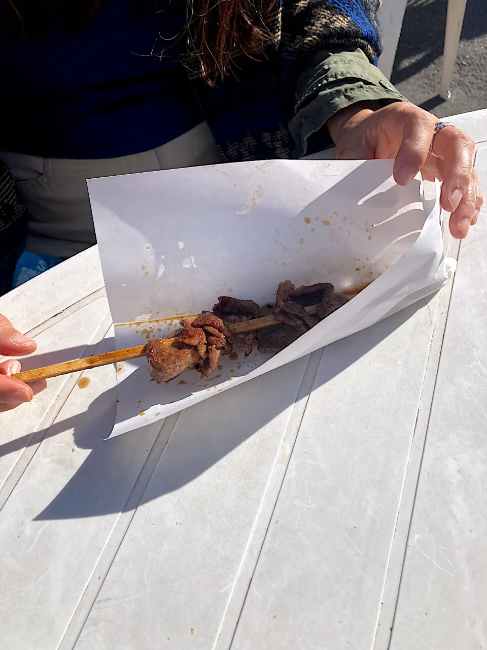 和牛ロース串焼きをいただきまーす😋（実況中継終了）|なびさん