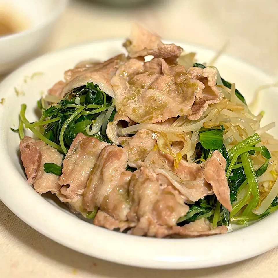 豚バラ肉と野菜蒸し|ももさん