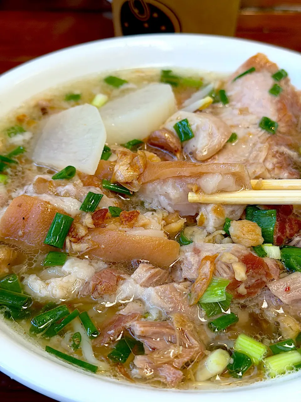 Pork knuckles noodles |12Dragonさん