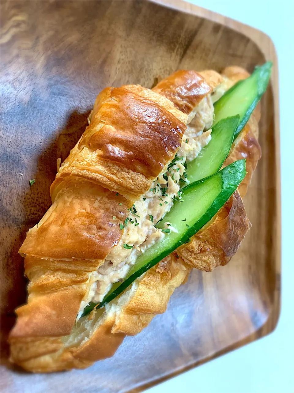 ツナきゅうりクロワッサン|カルボーンさん