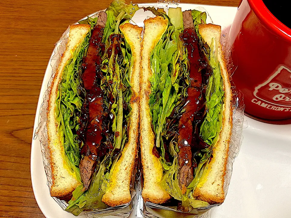 ステーキサンド|サンドウィッチ伯爵さん