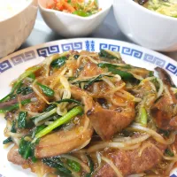 ニラレバ炒め| hidetoさん