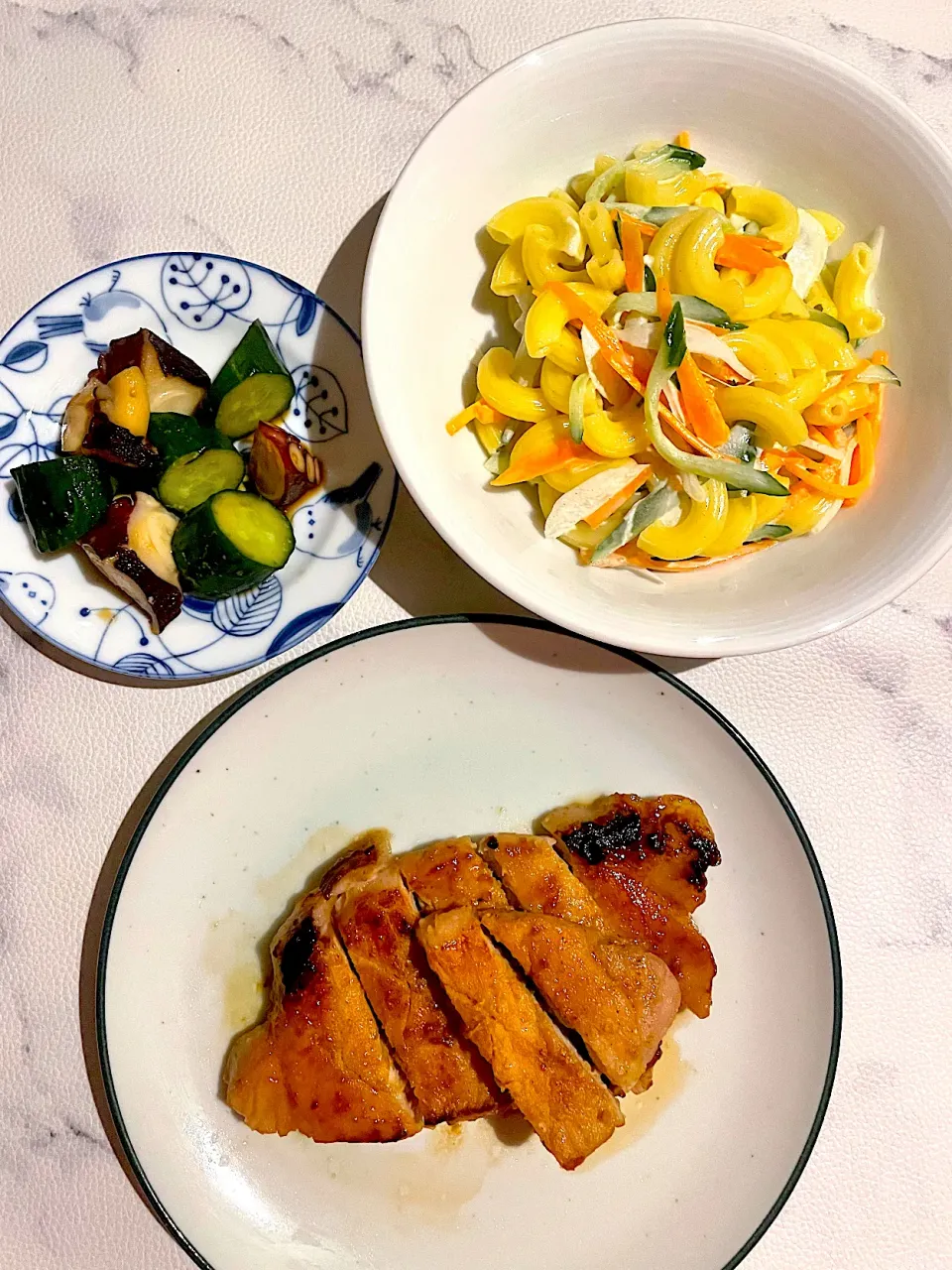 豚肉の味噌漬け焼きとマカロニサラダ|めんちゃんさん