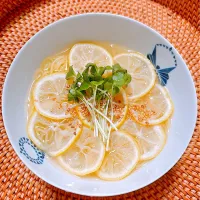 柚子を頂いたので柚子鯛だし塩ラーメン| みゅうれおさん